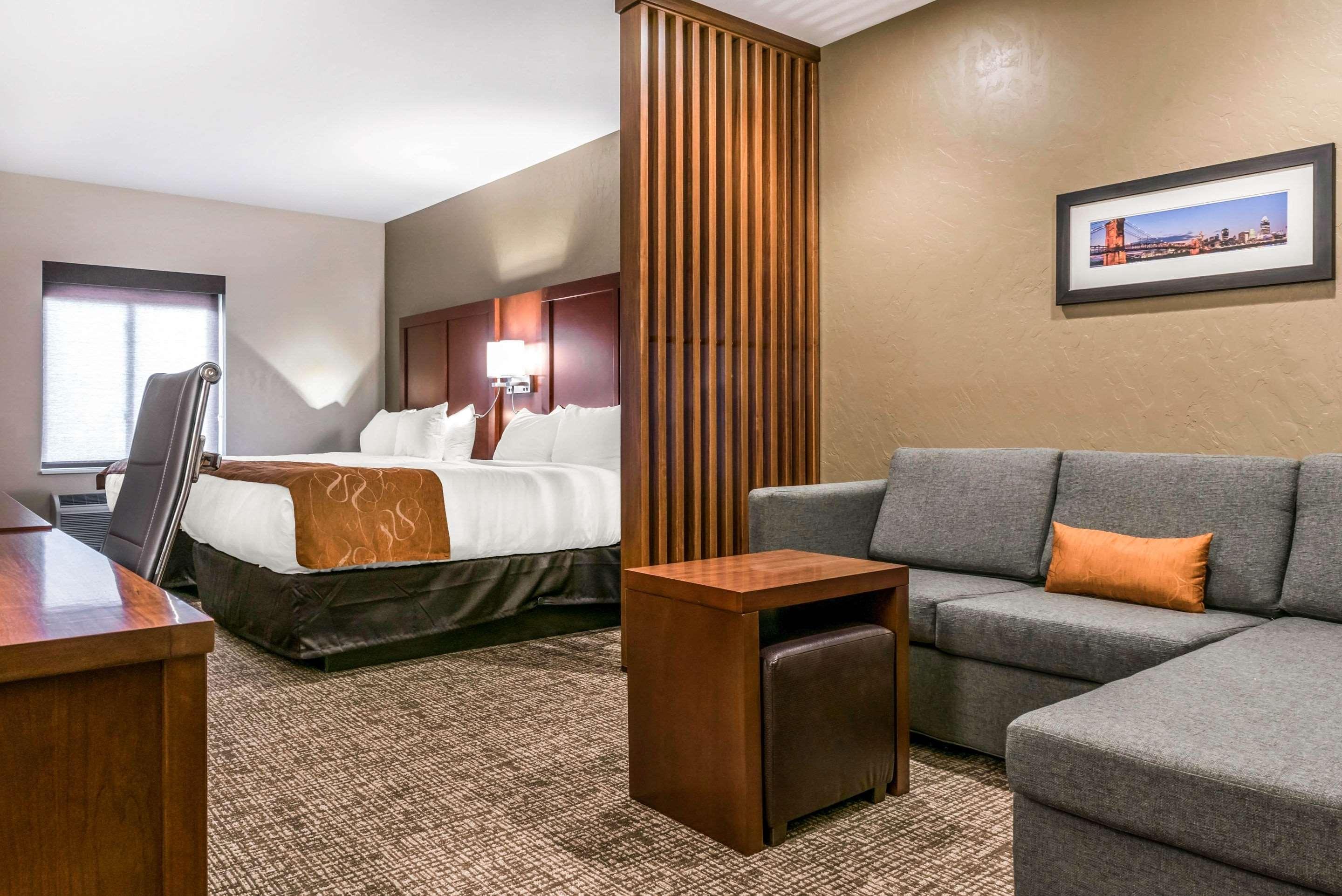 Comfort Suites Florence - Cincinnati South Екстер'єр фото