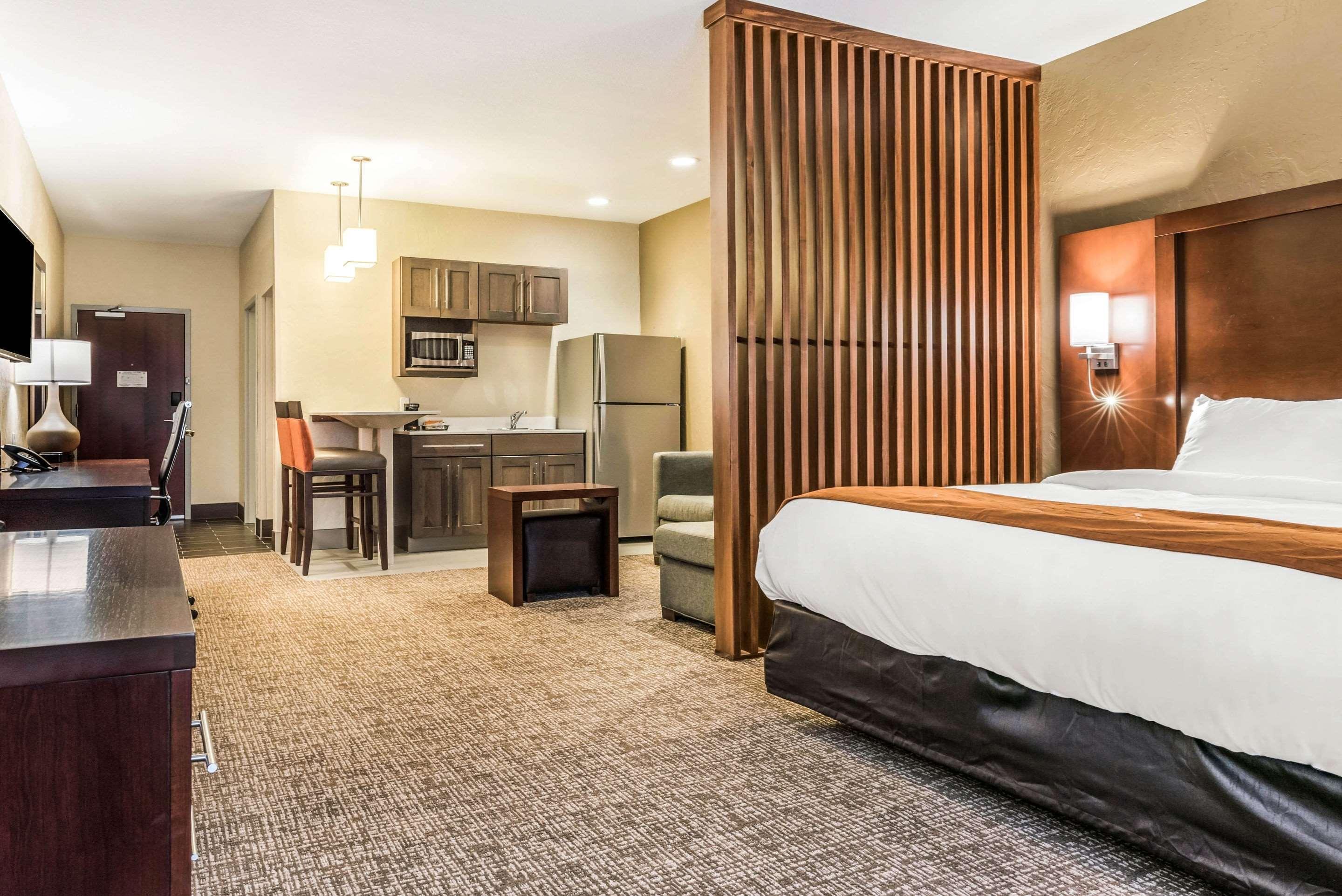 Comfort Suites Florence - Cincinnati South Екстер'єр фото