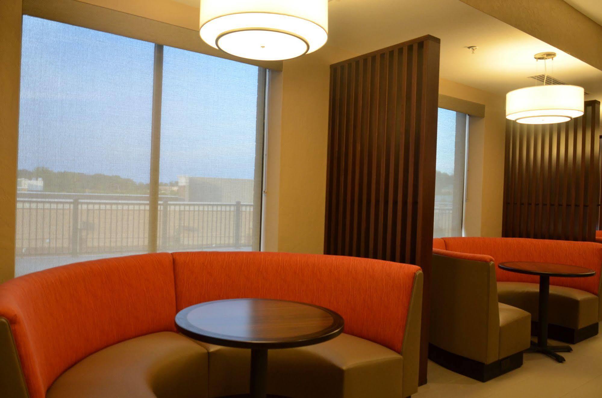 Comfort Suites Florence - Cincinnati South Екстер'єр фото
